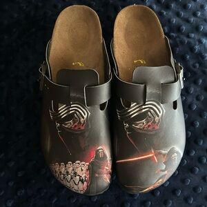 Limited Edition Birkenstock Boston Clog Star Wars-Kylo Ren